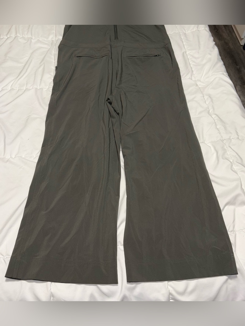 Athleta Performance Jumpsuit size M - Picture 8 of 9